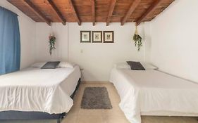 Letto Hostal